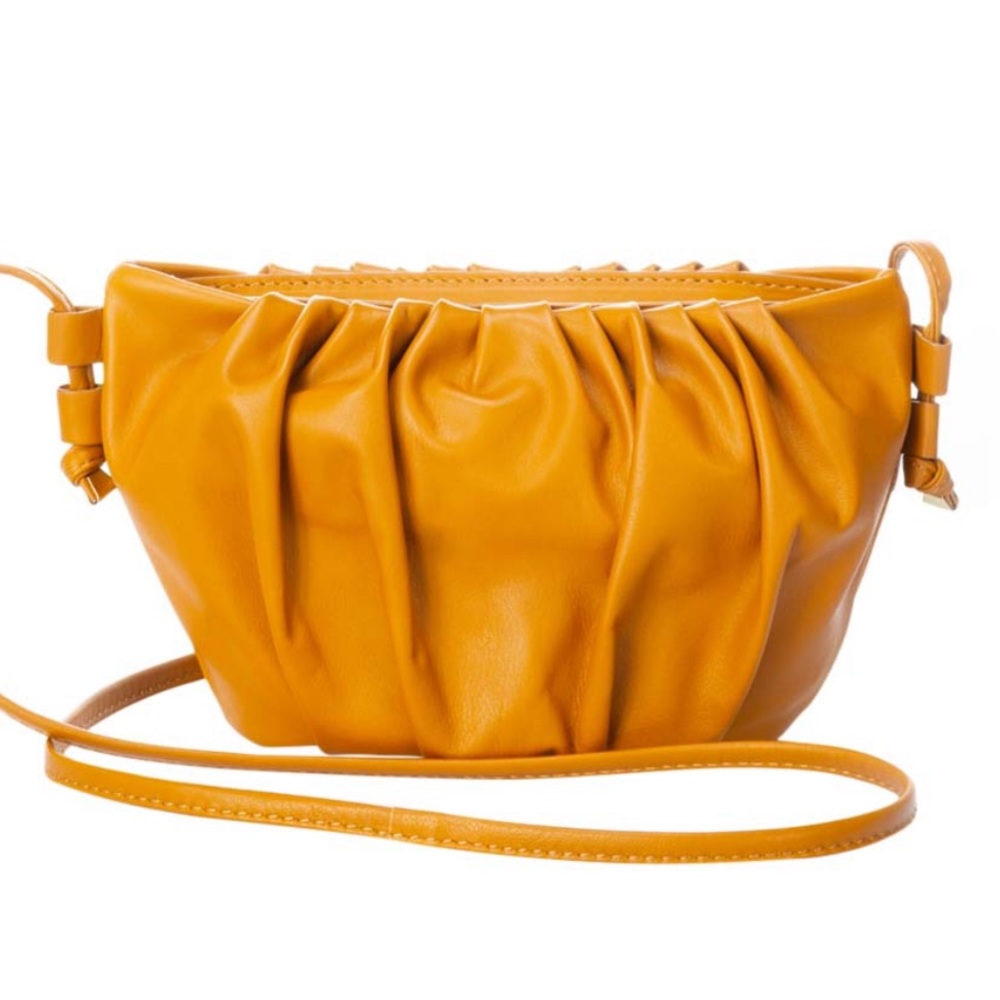 NWT Giulia Massari Cuoio Crinkle Leather Crossbody $100